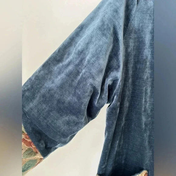 Vintage Custom Blue Velvet and Tapestry Floral Women's Jacket - Picture 3 of 14